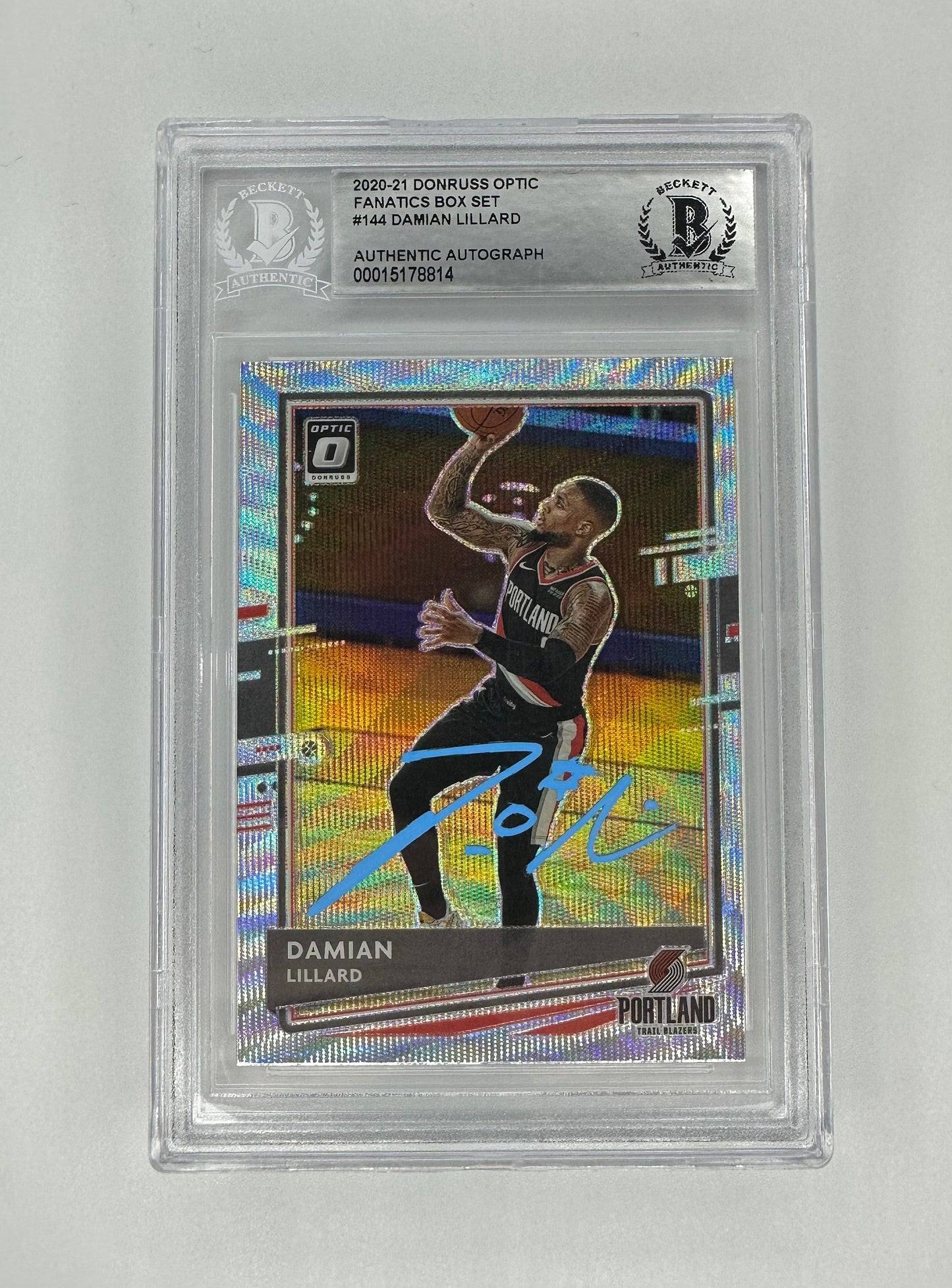 Damian Lillard 2020-21 Donruss Optic Hand Signed on Card Auto Beckett Authenticated